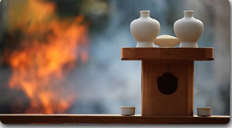 遺品の合同供養｜遺品整理 心のおくりびと